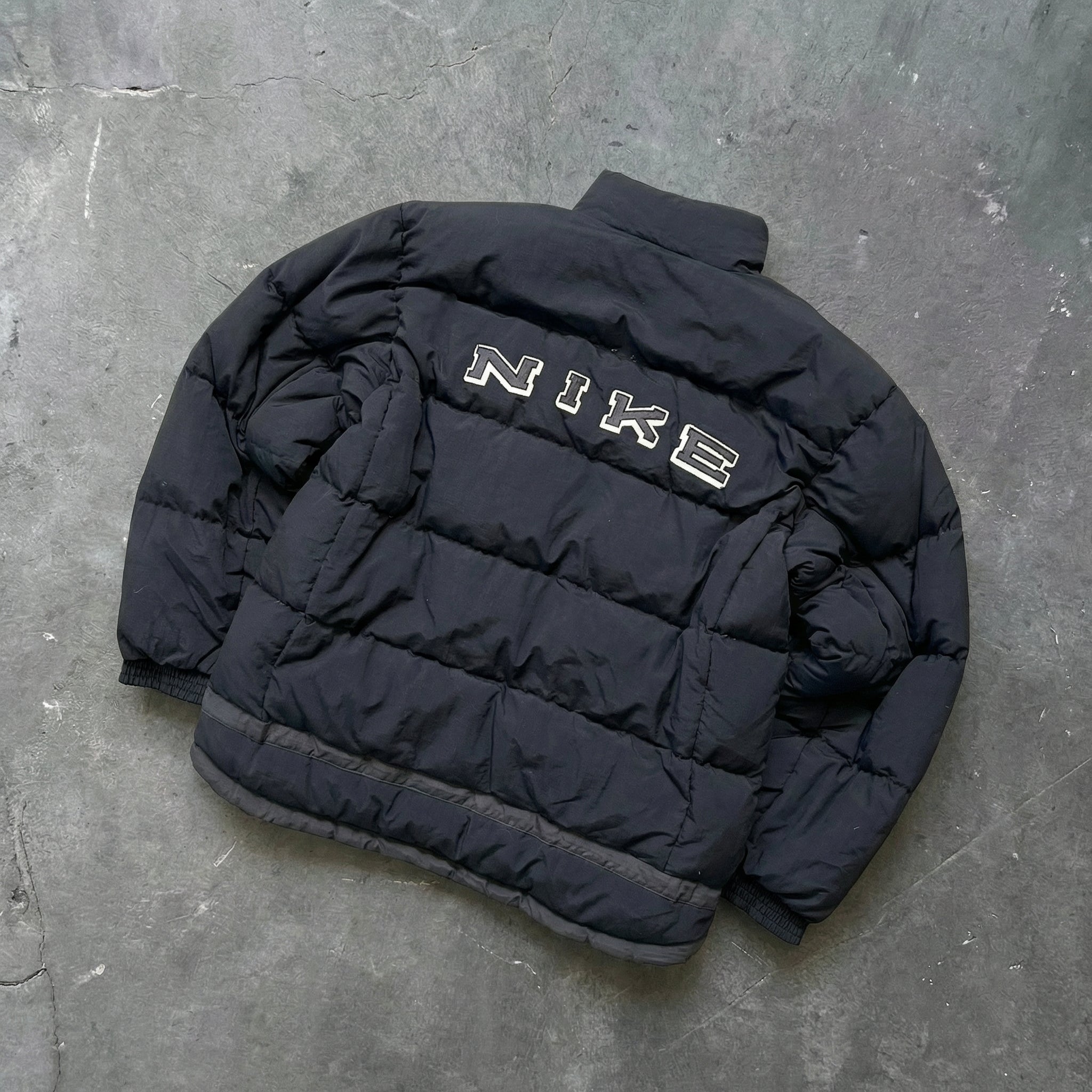 Nike Spellout Puffer Jacket black